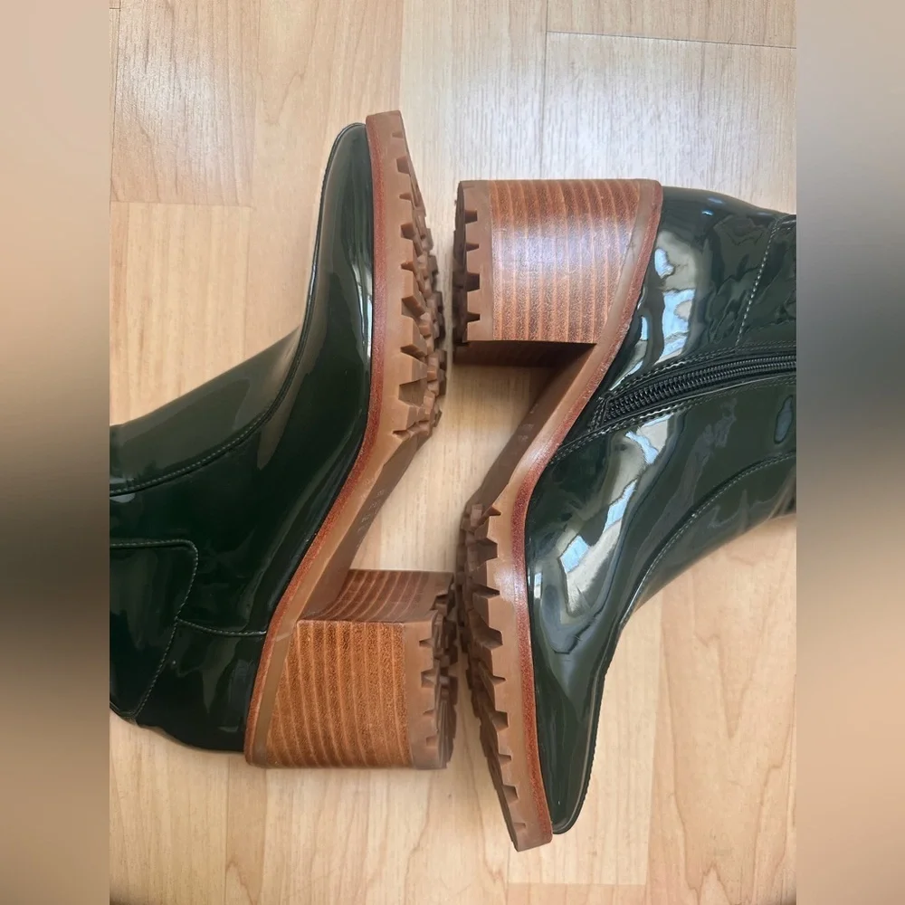 Silent D/Anthropologie Xiani Hunter Green Lug Heel Patent Ankle Boots Size 37 - Picture 2 of 6